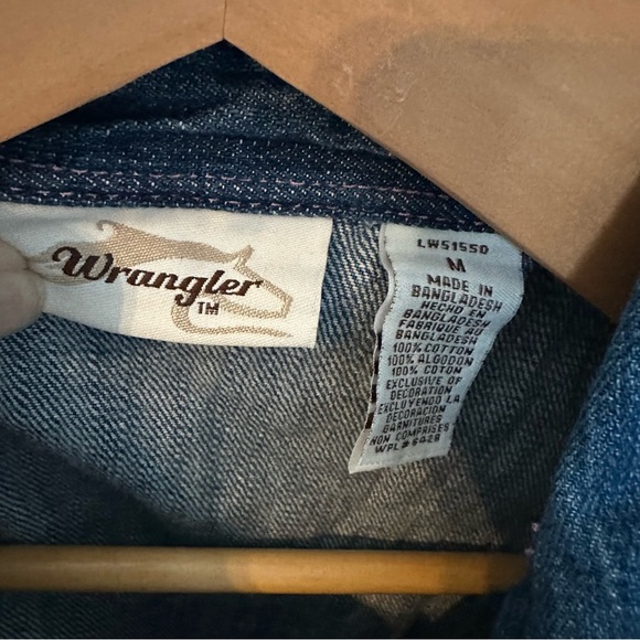 Wrangler Women's Blue Medium Wash Cotton Trucker Denim Vest Medium 2006 - Picture 4 of 5